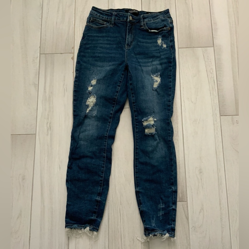 Judy Blue Women’s Relaxed fit Distressed jeans